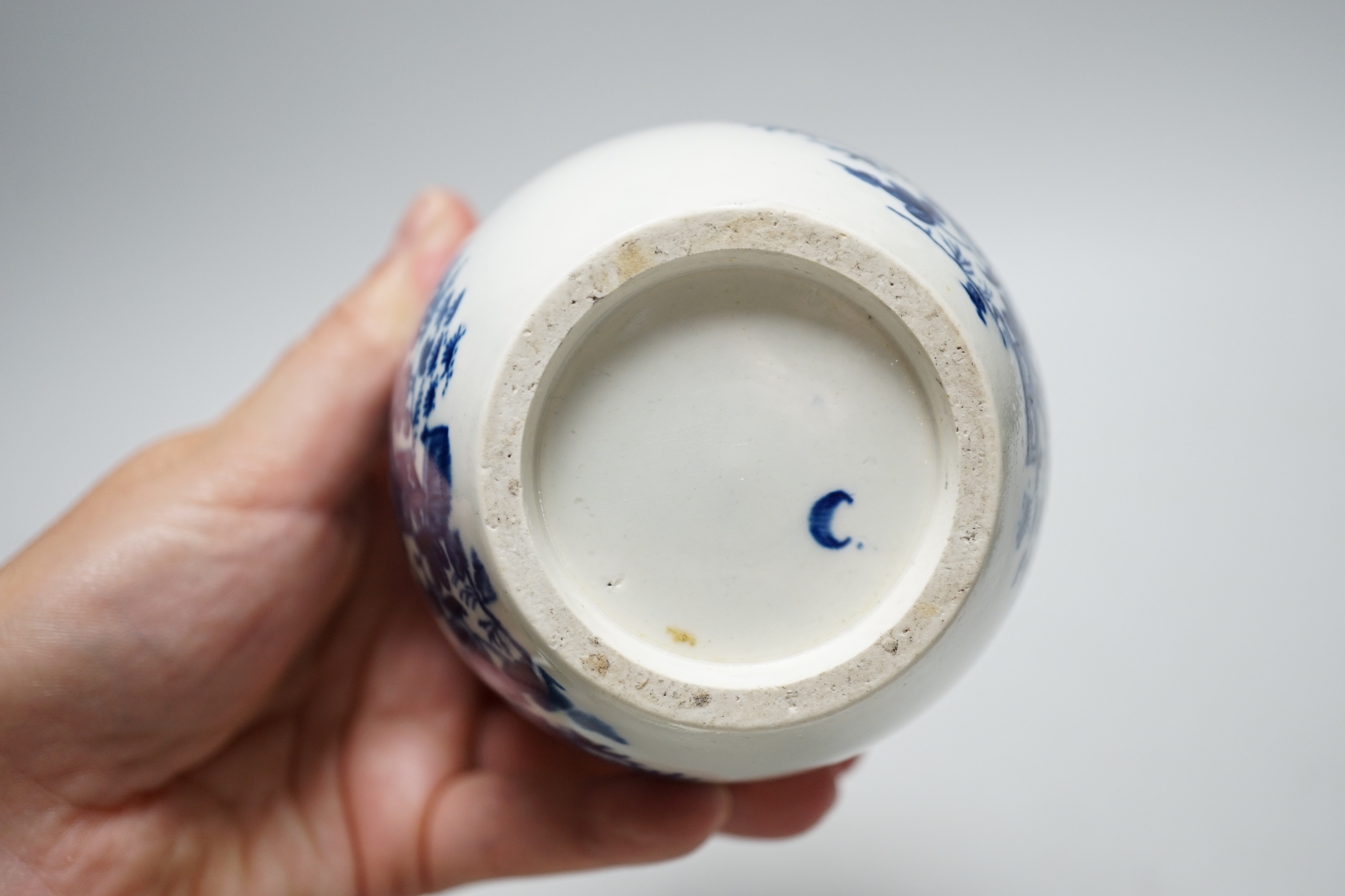 A Worcester Fence pattern tea canister, c.1775, and a Worcester wrythen coffee cup and saucer, c.1795